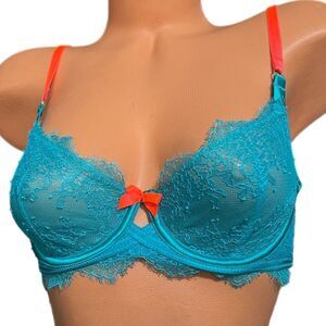 Victoria’s Secret Very sexy unlined Chantilly lace turquoise /orange bra 34B